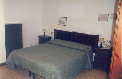 camerat.jpg - 31947 Bytes